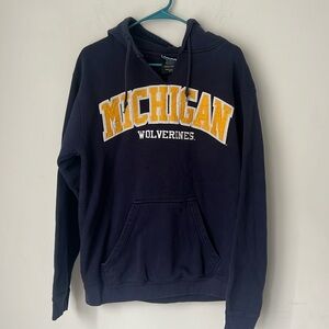 NCAA Michigan Wolverines‎ Navy Gold Hoodie Size Medium !